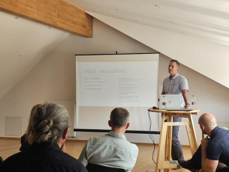 Predstavitev SWOT analize podjetništva v občini Domžale